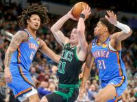 乐鱼官方网址 -包含集结日突围战来临；俄克拉荷马雷霆围绕NBA常规赛外线爆发；话题不断；高层口径保持一致的词条