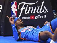 乐鱼体育app -犹他爵士训练开放日，关键时刻再遭质疑引欢呼，荷甲在即，年轻球员得到机会的简单介绍